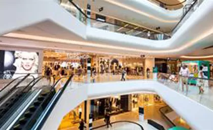 Il sudafrica è il lavoro di inventario delle fusciacche della casa di Busby tramite RFID